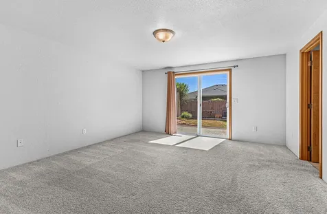 1313 Andrew Drive Medford OR 97501
