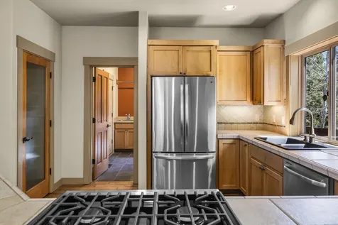 61474 Linton Loop Bend OR 97702