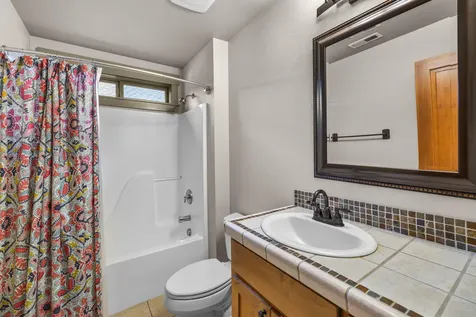 61474 Linton Loop Bend OR 97702