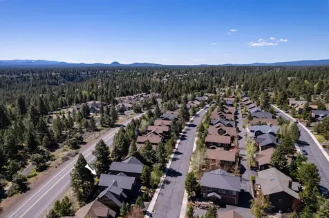 61474 Linton Loop Bend OR 97702