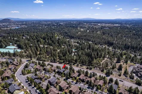 61474 Linton Loop Bend OR 97702