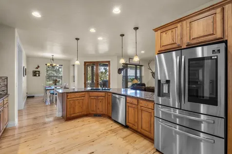 2511 SW 43rd Court Redmond OR 97756