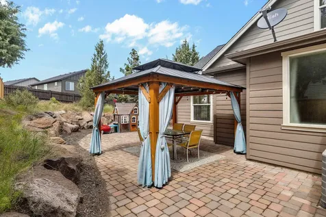 2511 SW 43rd Court Redmond OR 97756