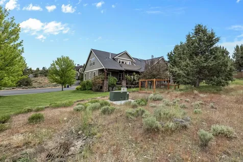 2511 SW 43rd Court Redmond OR 97756