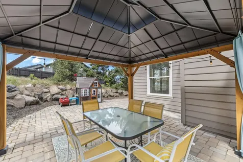 2511 SW 43rd Court Redmond OR 97756