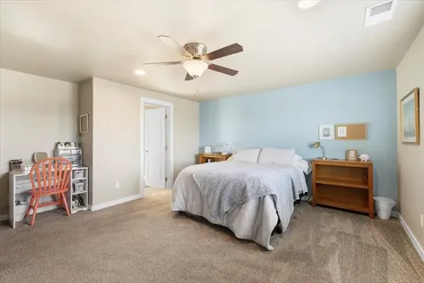 1802 Ingram Lane Medford OR 97501