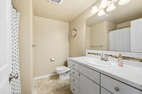 1802 Ingram Lane Medford OR 97501