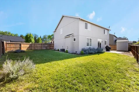 1802 Ingram Lane Medford OR 97501