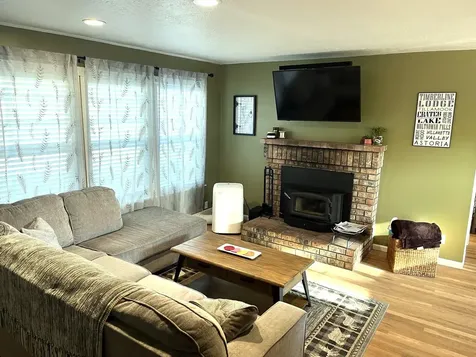 482 SW Madison Street Madras OR 97741