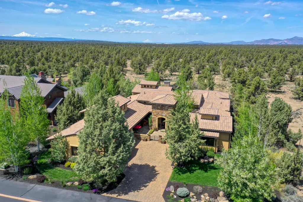 66110 Pronghorn Estates Drive Bend OR 97701