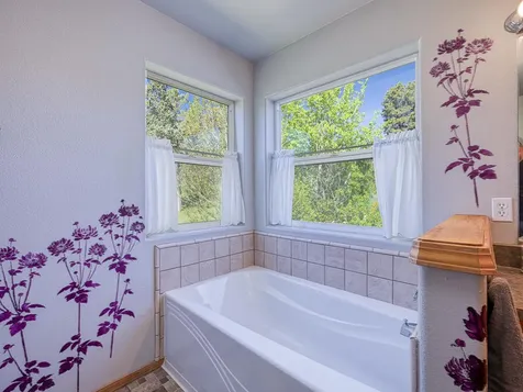 1516 West Ridge Drive Klamath Falls OR 97601