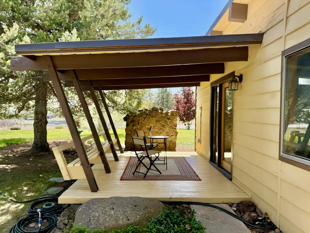 64540 Riverview Avenue Bend OR 97703