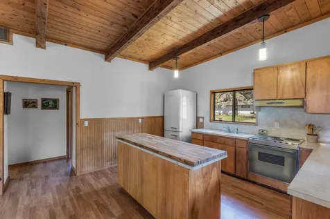 64540 Riverview Avenue Bend OR 97703