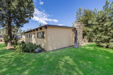 64540 Riverview Avenue Bend OR 97703