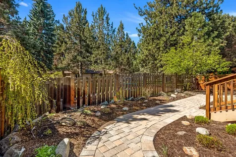 20793 SE Shea Court Bend OR 97702