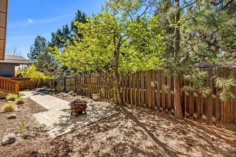 20793 SE Shea Court Bend OR 97702