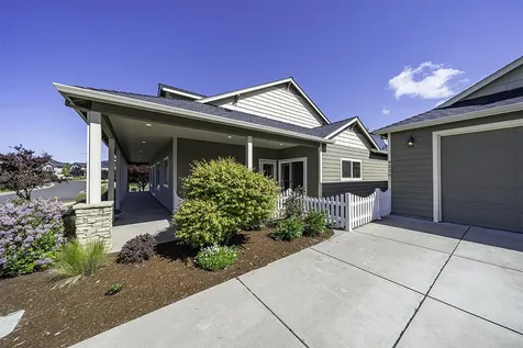 4328 Tamarack Drive Medford OR 97504