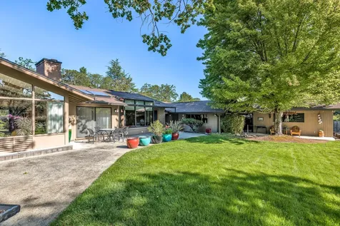 257 Windsor Avenue Medford OR 97504