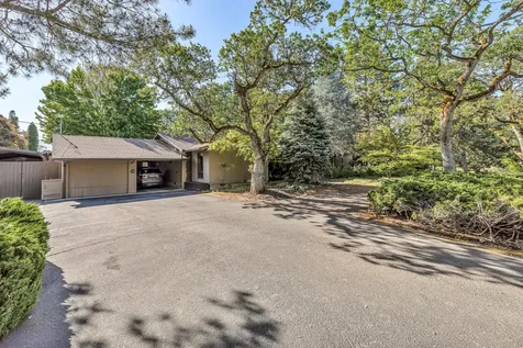 257 Windsor Avenue Medford OR 97504