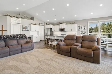 8844 SW Copley Road Powell Butte OR 97753
