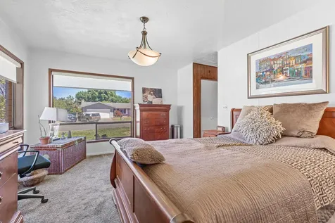 11 Rachel Drive Central Point OR 97502