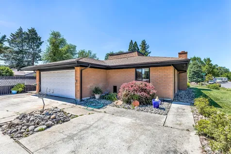 11 Rachel Drive Central Point OR 97502
