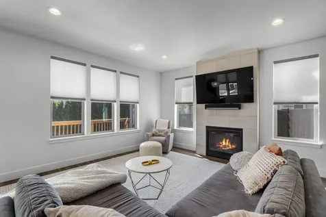 63085 NW Via Cambria Bend OR 97703