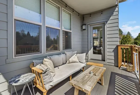 63085 NW Via Cambria Bend OR 97703