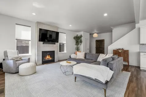 63085 NW Via Cambria Bend OR 97703