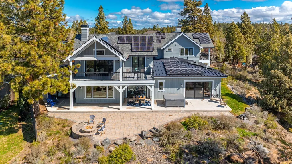 2947 NW Celilo Lane Bend OR 97703