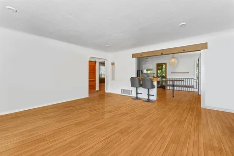 918 NE 8th Street Grants Pass OR 97526