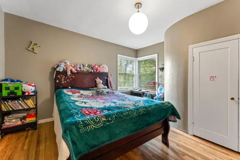 918 NE 8th Street Grants Pass OR 97526