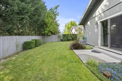 1353 Kyle Street Medford OR 97501