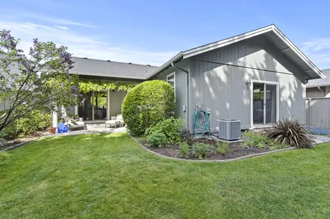 1353 Kyle Street Medford OR 97501