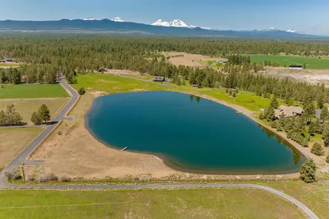 19365 Rim View Court Bend OR 97703