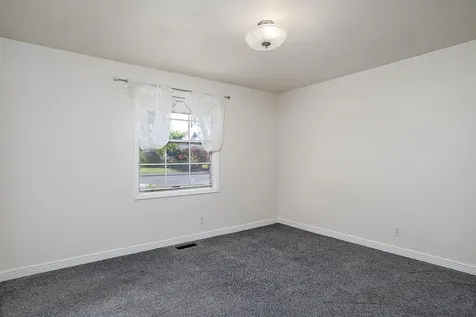 1917 Redbud Lane Medford OR 97504