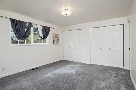 1917 Redbud Lane Medford OR 97504