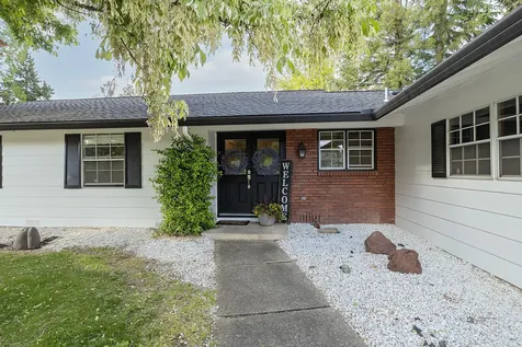 1917 Redbud Lane Medford OR 97504