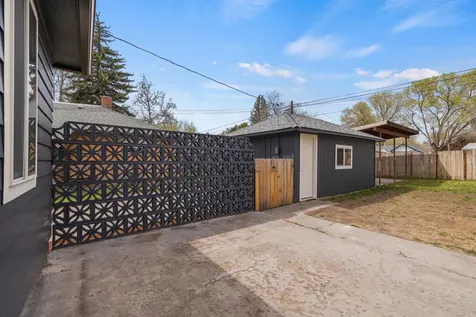 2415 Wantland Avenue Klamath Falls OR 97601