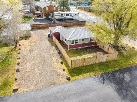 567 SE 5th Street Prineville OR 97754