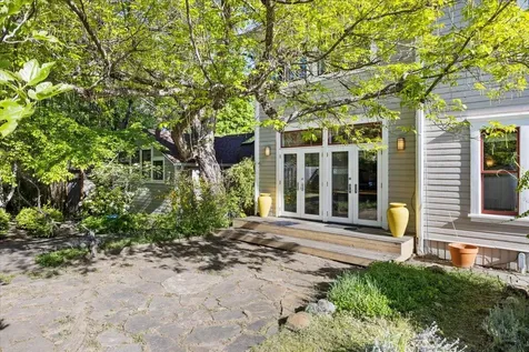 1345 Tolman Creek Road Ashland OR 97520