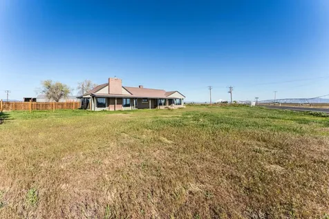 1181 NW Elm Lane Madras OR 97741