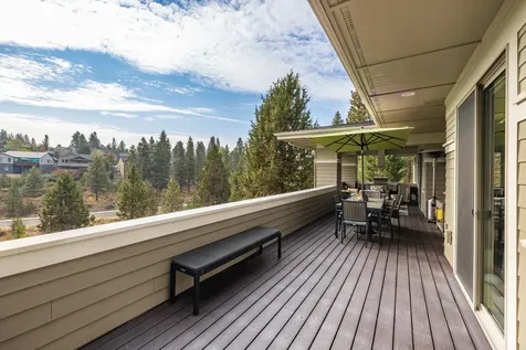 2204 NW Lolo Drive Bend OR 97703