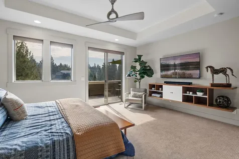 2204 NW Lolo Drive Bend OR 97703