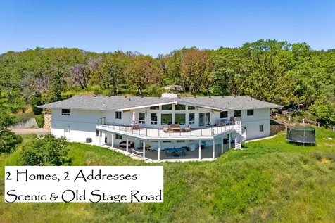 4640 Scenic Avenue Central Point OR 97502