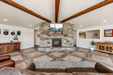 4640 Scenic Avenue Central Point OR 97502
