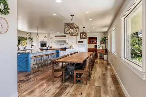 4640 Scenic Avenue Central Point OR 97502