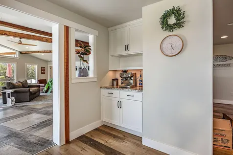 4640 Scenic Avenue Central Point OR 97502