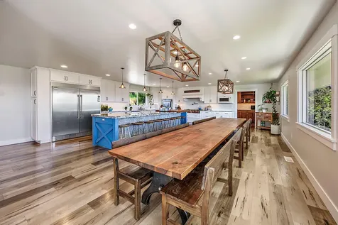 4640 Scenic Avenue Central Point OR 97502