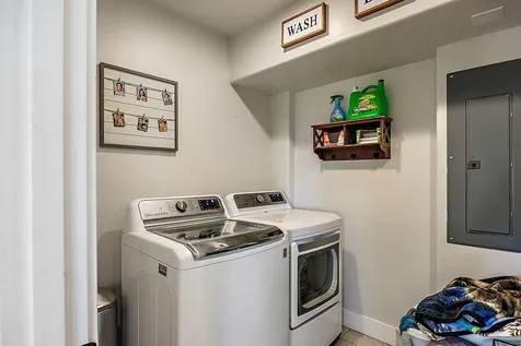 4640 Scenic Avenue Central Point OR 97502